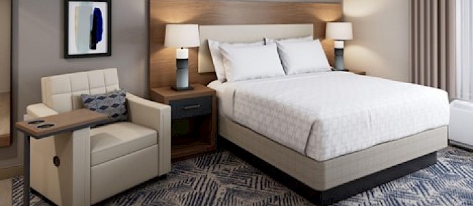 Candlewood Suites Cincinnati Northeast - Mason