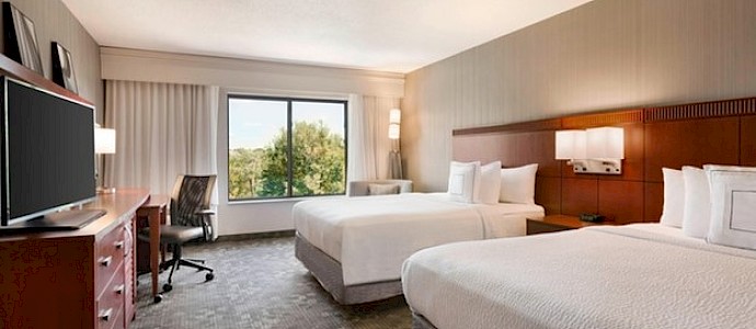 Courtyard Bloomington Normal