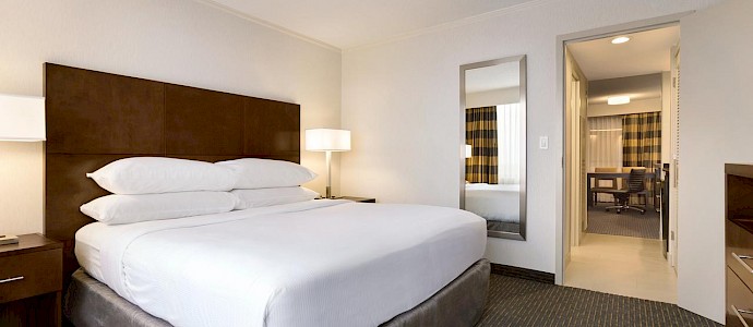 Embassy Suites Baltimore at BWI Airport