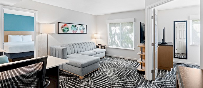 Newly Renovated - Hyatt House Boston Burlington