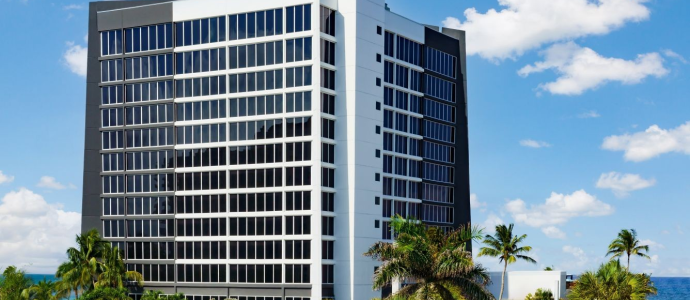 Newly Renovated! - Courtyard Oceanside Fort Lauderdale Beach