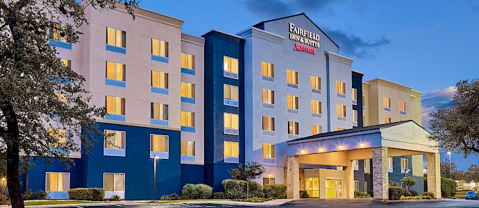 Fairfield Inn & Suites San Antonio Airport/North Star Mall