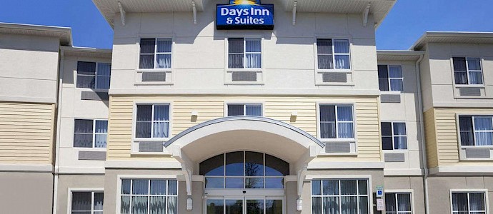 Days Inn & Suites Altoona