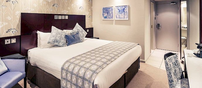 Mercure Leeds Parkway Hotel