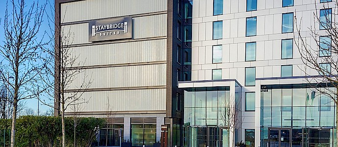Staybridge Suites London – Heathrow Bath Road