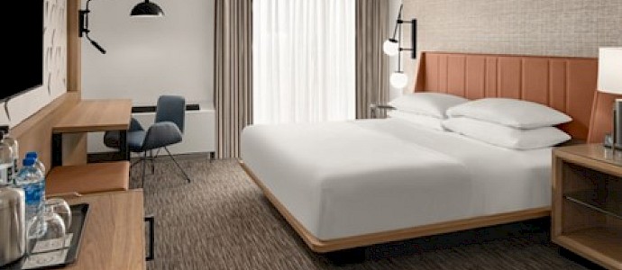 Sheraton Milwaukee Brookfield