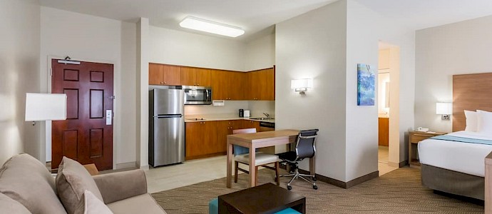 Hawthorn Suites Naples