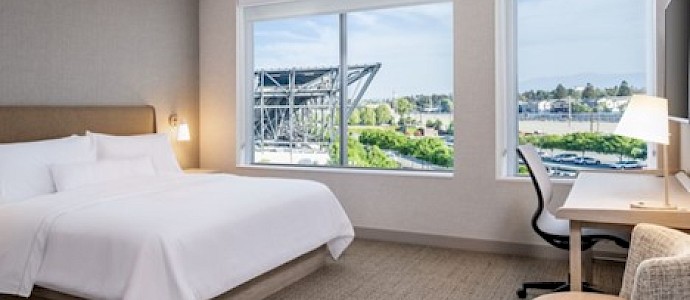 Element San Jose Airport