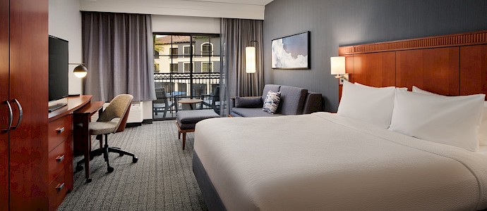 Newly Renovated! - Courtyard San Luis Obispo