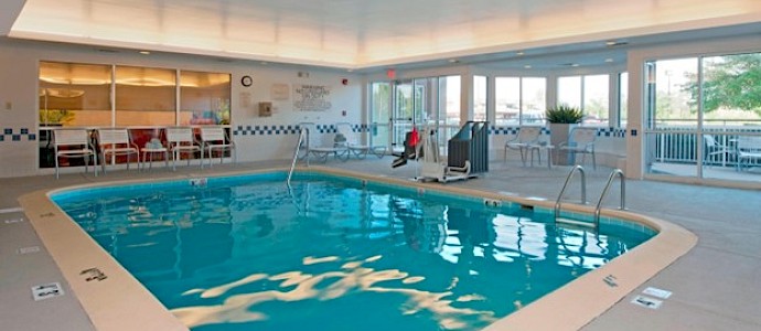 Fairfield Inn & Suites Bloomington