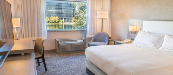 voco Orange County Airport Hotel